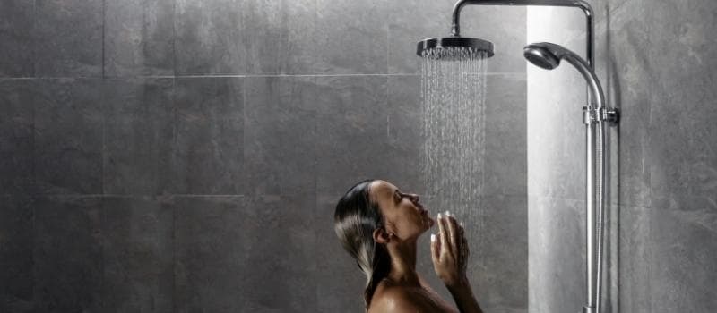 multa a un joven que grabó a su compañera de piso en el baño